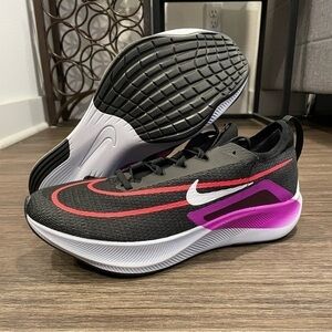 Nike Zoom Fly 4 sz 10.5